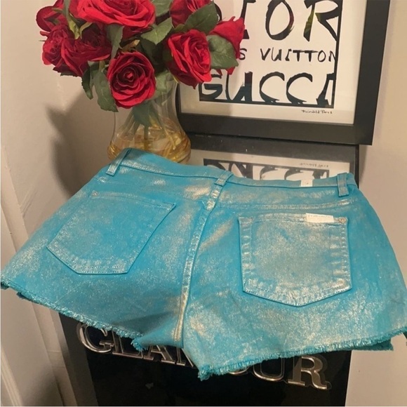 2 PAIRS LADIES 7 For All Mankind Denim Shorts - Picture 3 of 15